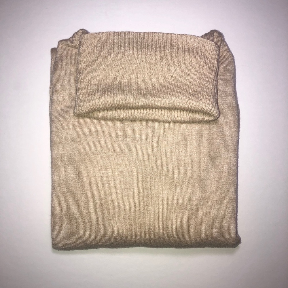 Banana Republic Silk Blend Turtleneck Sweater XS